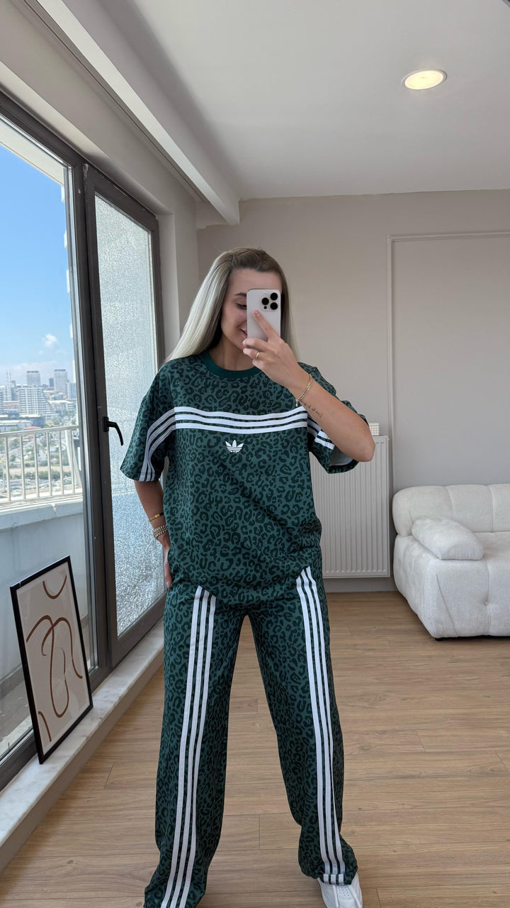 Adidas Originals™ Leopard Classic™ Set