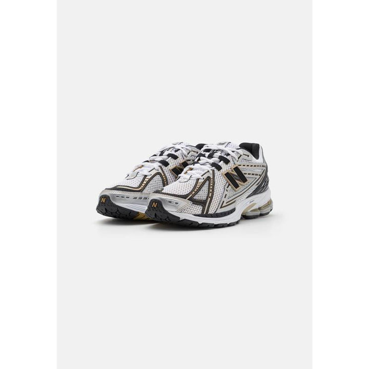 The New Balance 1906 Unisex