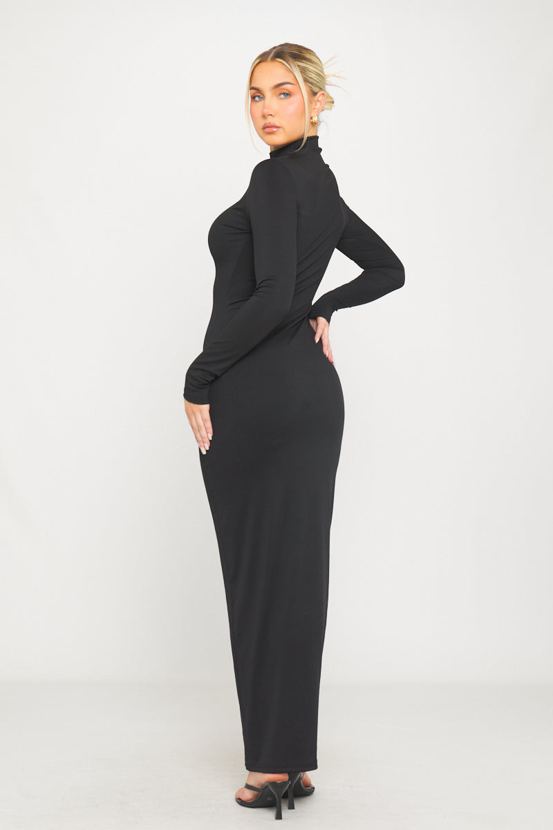 Schwarzes, geripptes Maxikleid mit Rollkragen und langen Ärmeln