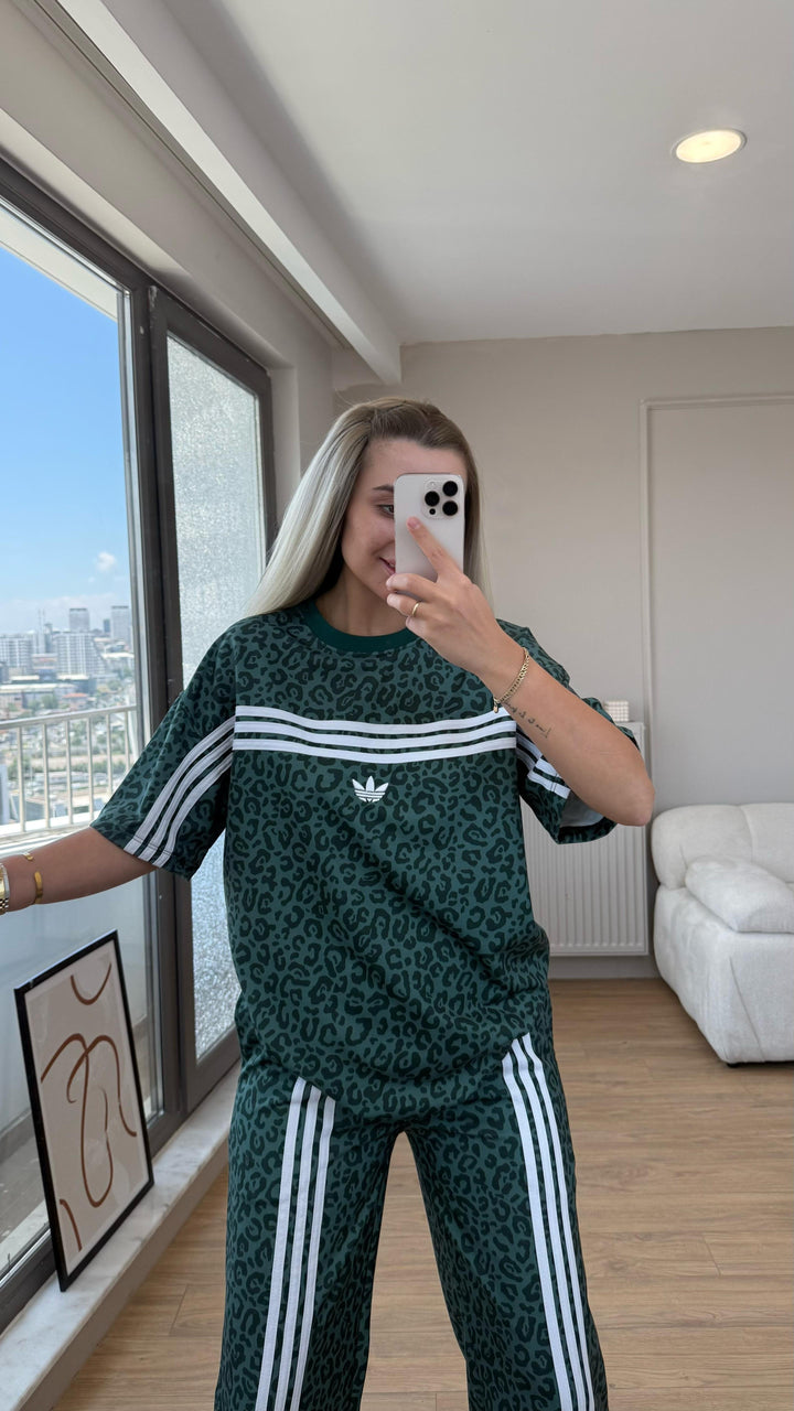 Adidas Originals™ Leopard Classic™ Set
