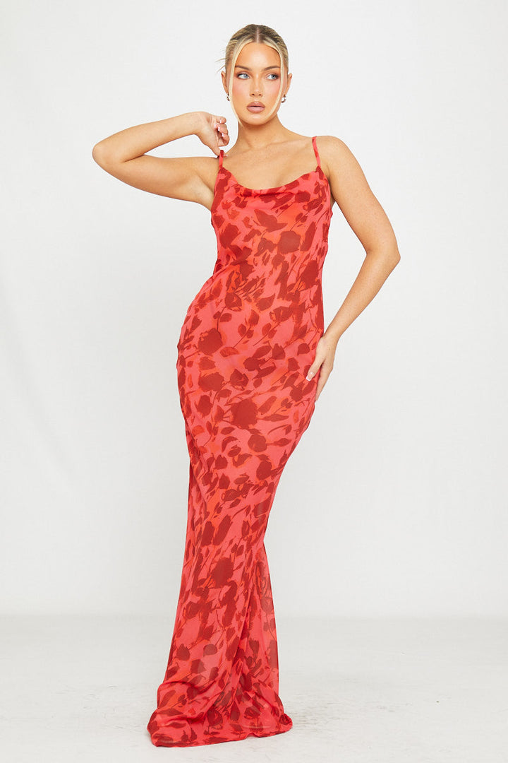 Rotes Maxikleid mit transparentem Wasserfallausschnitt und Bindeband hinten und Blumenmuster