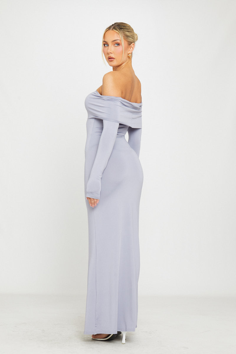 Graues, schulterfreies Maxikleid mit Umschlag und langen Ärmeln
