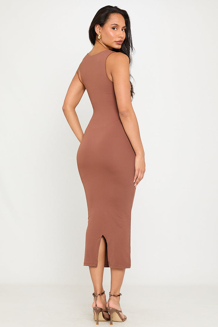 Kaffeebraunes, doppellagiges Midikleid mit quadratischem Ausschnitt