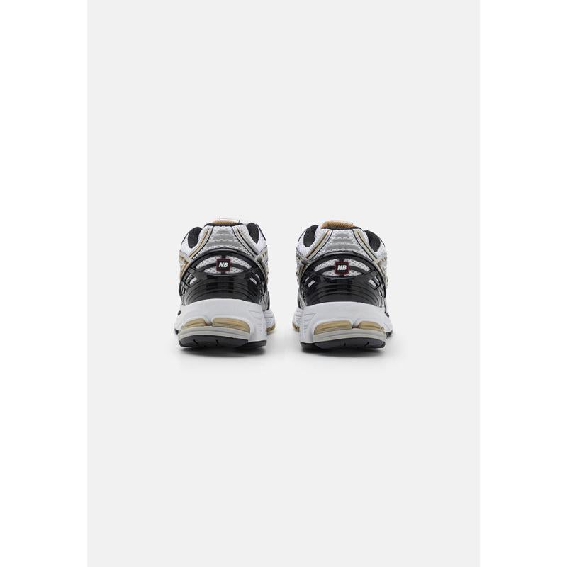 The New Balance 1906 Unisex