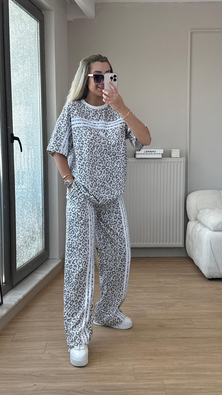 Adidas Originals™ Leopard Classic™ Set